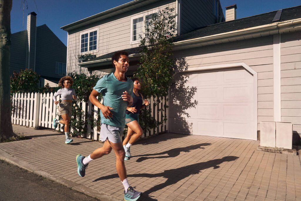 Le scarpe di Adidas Everyday Running.